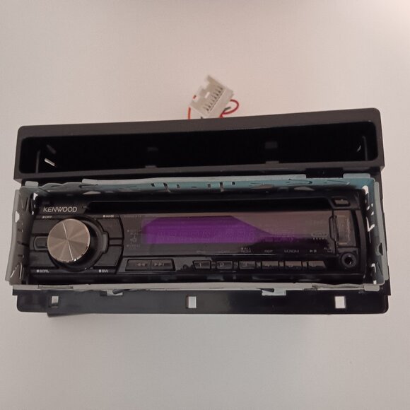 Kenwood Car Stero - Picture 1 of 5